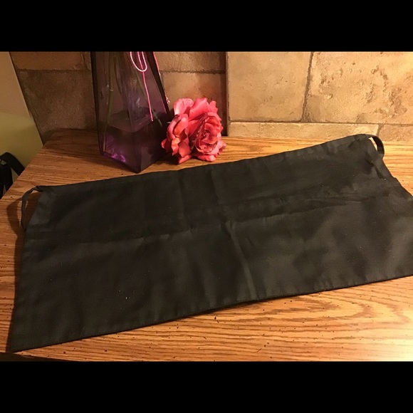 KNG Reversible 3-Pocket Black Short Serving Apron - Picture 3 of 6